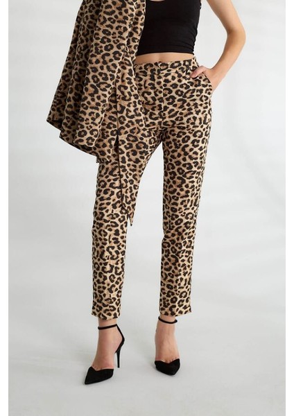 Leopar Desen Yüksek Bel Likralı Kadın Pantolon modelleri