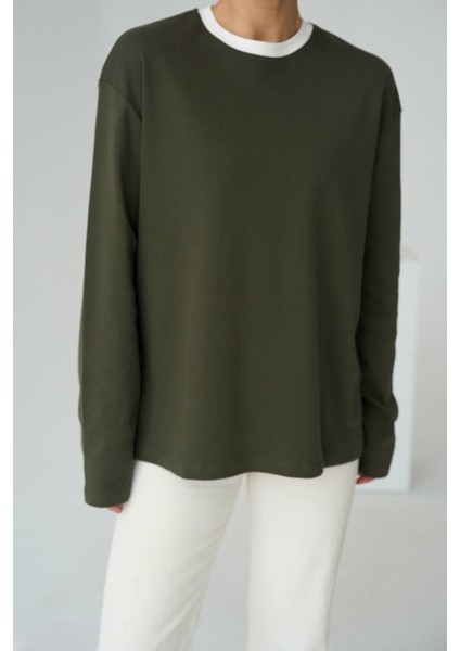 Kadın Haki Yeşil Yakası Renk Detaylı Sweatshirt fırsatları
