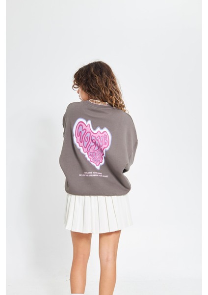 Füme Bisiklet Yaka Kadın No Fear Ön ve Baskılı Oversize Sweatshirt indirimleri