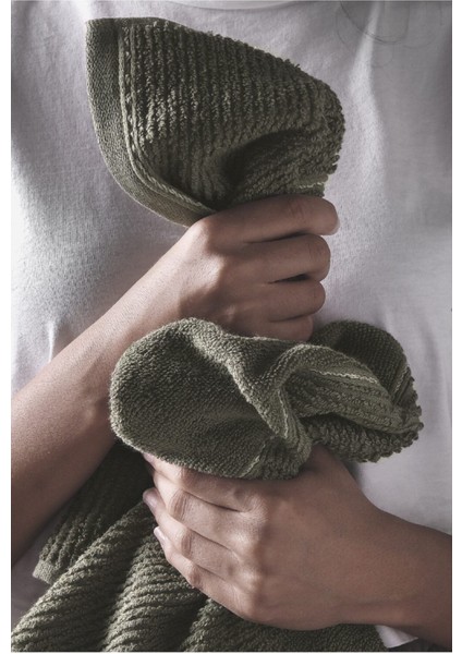 Yumuşak pamuk havlu seti, 70x140cm, 2 adet, renkli ve modern tasarım fırsatları