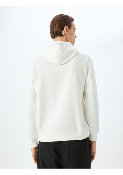 Pamuk Karışımlı Şardonlu Slogan Baskılı Kapşonlu Sweatshirt fırsatları