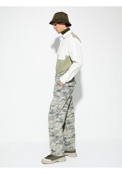 Kamuflaj Pantolon Cep Detaylı Düğmeli modelleri