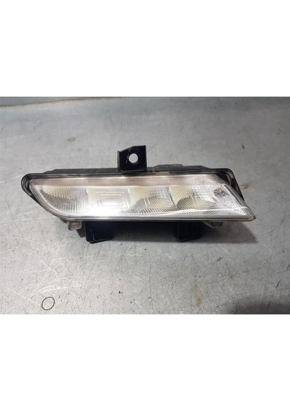 Trıton RNT0831-GÜNDÜZ Farı LED Sag Renault Clıo Iv 2012 266003864R