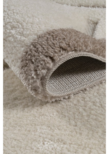 Comfort Modern Yumuşak Konforlu Halı ve Yolluk 135D Krem Bone