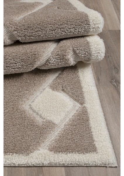 Comfort Modern Yumuşak Konforlu Halı ve Yolluk 135D Krem Bej fırsatları