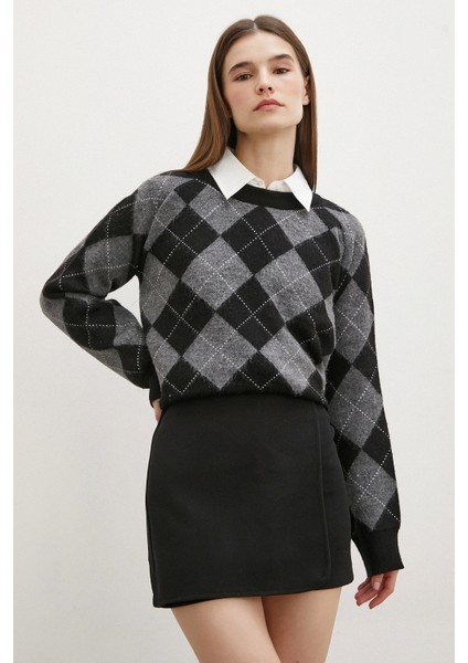 Baklava Desen Şardonlu Kazak Siyah