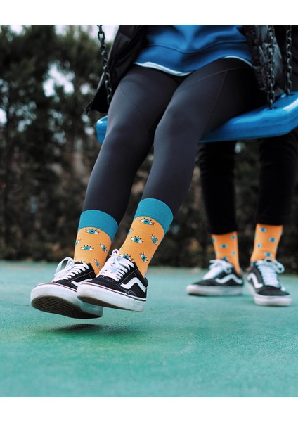 Göz Desenli Çorap indirimleri