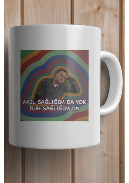 Akıl Sağlığımda Yok Ruh Sağlığımda Baskılı Yılbaşı Hediyesi Kupa Bardak fiyatları