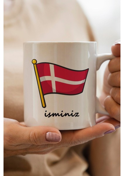 Danimarka Bayrağı Baskılı Kişiye Özel Isimli Yılbaşı Hediyesi Kupa Bardak