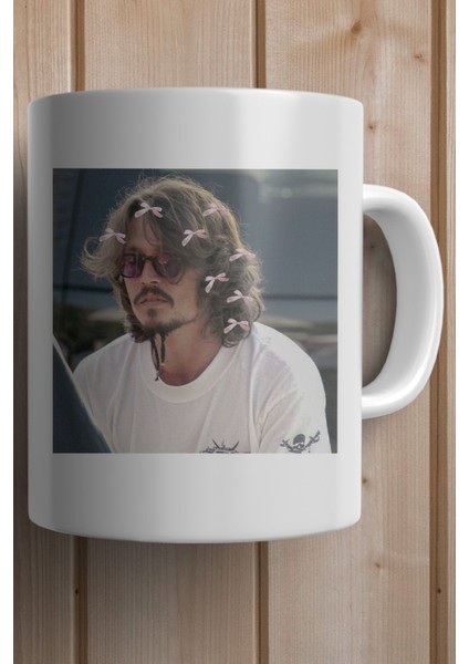 Johnny Depp Baskılı Yılbaşı Hediyesi Kupa Bardak fiyatları