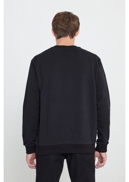 Erkek Siyah Standart Fit Normal Kesim Bisiklet Yaka 3 Iplik Pamuklu Sweatshirt indirimleri