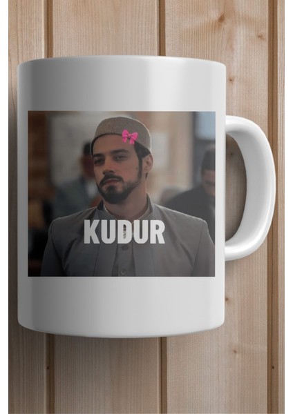 Kızıl Goncalar Cüneyd Baskılı Kudur Yazılı Yılbaşı Hediyesi Kupa Bardak fiyatları