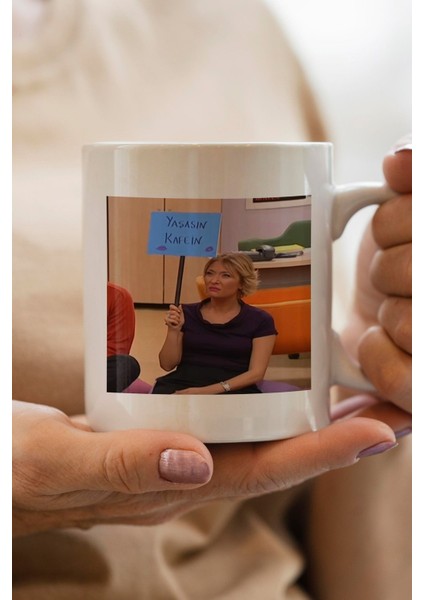 Avrupa Yakası Aslı Yaşasın Kafein Baskılı Yılbaşı Hediyesi Kupa Bardak