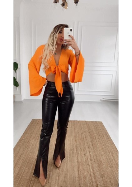 Saten Önden Bağlamalı Dekolte Gece Kokteyl Kombin Uzun Kol Krop Bluz modelleri