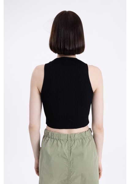Önden Ip Dekolte Kolsuz Bluz Crop Büstiyer Siyah fırsatları