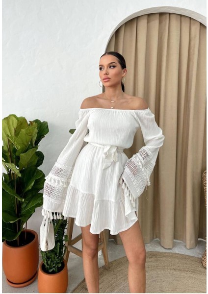 Ekstra Uzun Kollu Çift Kat Dantel Işleme Madonna Yaka Düşük Omuz Kemerli Doğal Bohem Yazlık Elbise modelleri