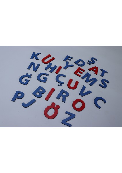 Alfabe Öğrenimini Eğlenceli Hale Getirin: Mavi-Kırmızı Ahşap Büyük Alfabe Seti fiyatları