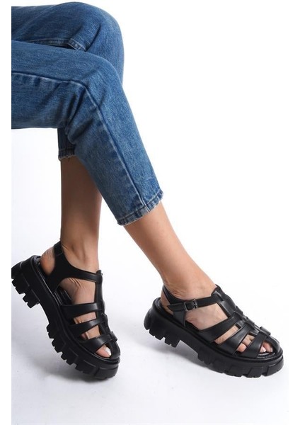 Kadın Petra Siyah Yüksek Taban Kafes Model Sandalet 950