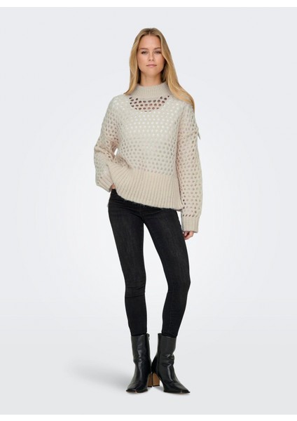 Dik Yaka Normal Örgü Desenli Krem Kazak Kadın Onlbıllıe Lıfe L/s Hıgneck cc Knt