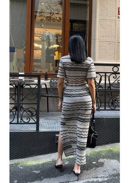 Zikzak Desen Nefes Alan Delikli Kumaş Bohem Yırtmaçlı Etek Yarım Kollu Krop Takım fırsatları