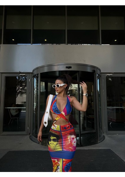 Dijital Baskılı & Boyun Bağlamalı Midi Elbise fiyatları