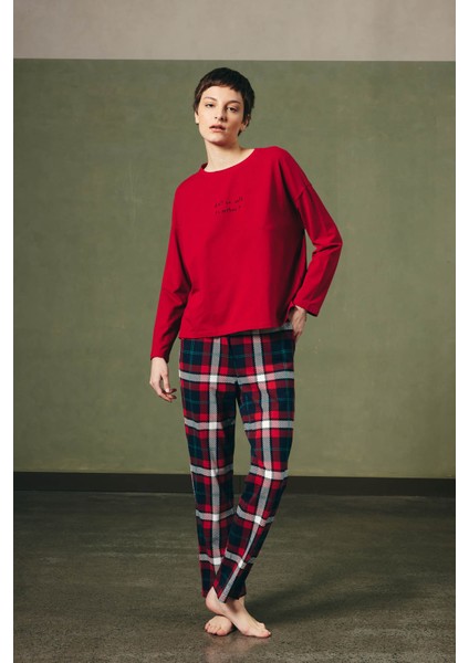 Kadın Pamuklu Uzun Kollu Pijama Takımı fiyatları