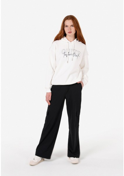 Regular Fit Kapüşonlu Kadın Beyaz Sweatshirt Cl1071110