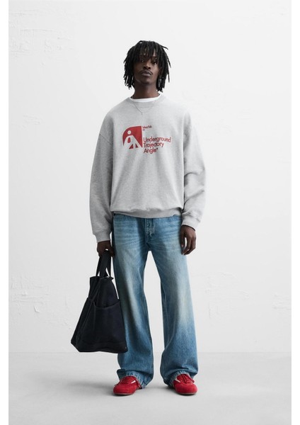 Gri Underground Trajectory Angle Yazılı Bisiklet Yaka Oversize Sweatshirt