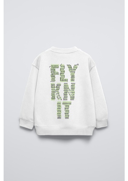 Beyaz Bisiklet Yaka Collective Yazılı Arka Fly Kn It Yazılı Oversize Çocuk Sweatshirt