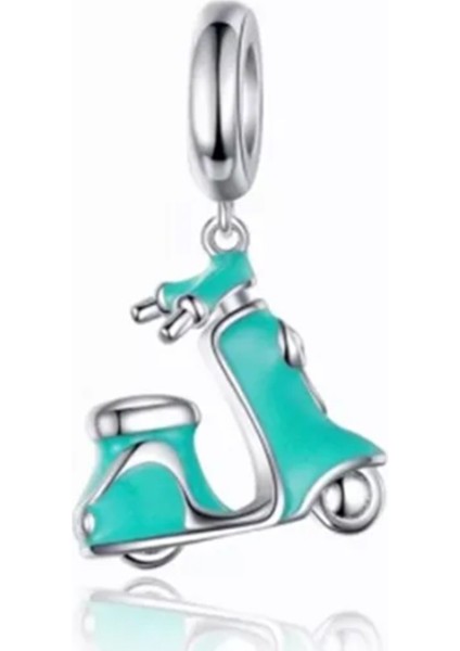 Sallantılı Barbie'nin Scooterı Charm
