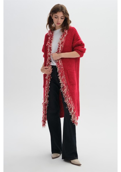 Kırmızı Uzun Püsküllü Triko Hırka