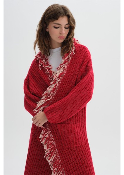 Kırmızı Uzun Püsküllü Triko Hırka modelleri