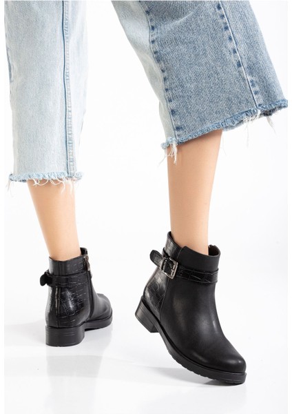 165-204/1 Siyaha Kroko Toka Aksesuarlı Fermuarlı Günlük Kadın Bot fiyatları