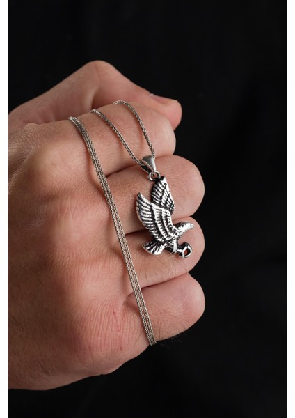 Gümüş Kartal Eskitme Erkek Kolye