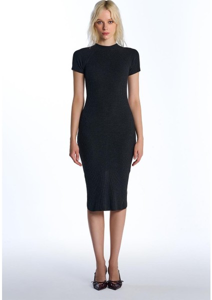 Antrasit Kısa Kollu Midi Triko Elbise modelleri