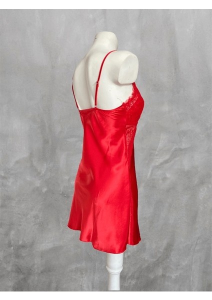 Yırtmaçlı Saten Gecelik indirimleri