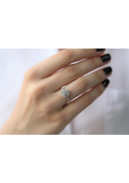 0.31 Karat Baget Pırlanta Yüzük indirimleri