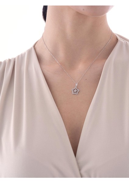 0,24 Karat Yıldız Pırlanta Kolye fırsatları