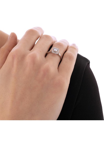 0,17 Karat Baget Pırlanta Yüzük indirimleri