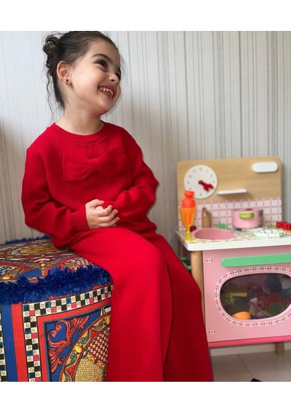 Kız Fiyonk Detaylı Kırmızı Triko Takım fiyatları