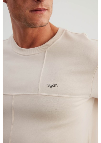 Erkek Pamuklu Kesik Detaylı Kısa Kollu T-Shirt
