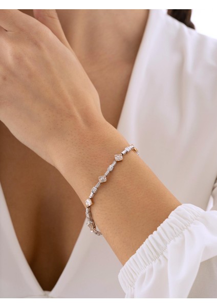 2,72 Karat Baget Pırlanta Bileklik