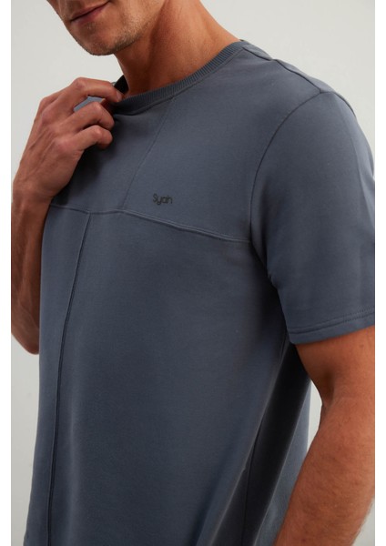 Erkek Pamuklu Kesik Detaylı Kısa Kollu T-Shirt