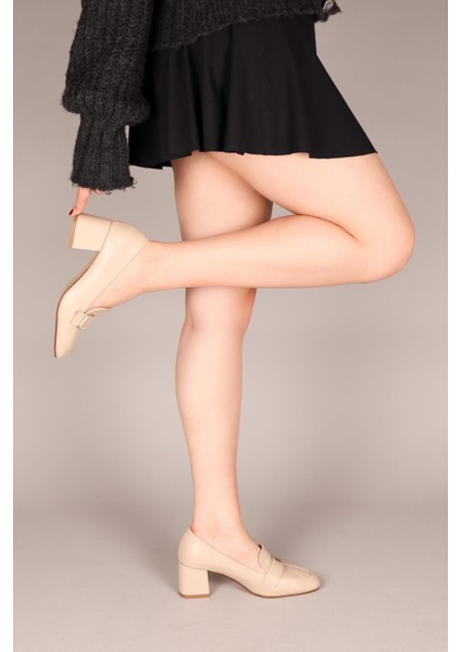 TEREZA Cilt Kalın Topuklu Ayakkabı BEJ fırsatları