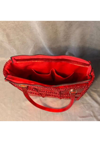 El Yapımı Parlak Rugan Kırmızı Abiye Çanta - ​​​​​​​31 x 34 cm