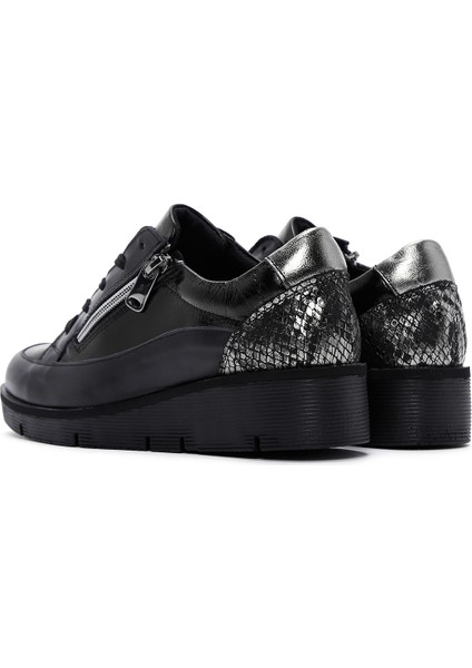 Kadın Siyah Bağcıklı Fermuar Detaylı Sneaker 24WFD370714 indirimleri