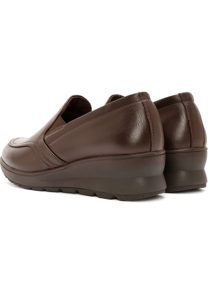 Kadın Kahverengi Dolgu Topuklu Deri Comfort Loafer 24WFD236818