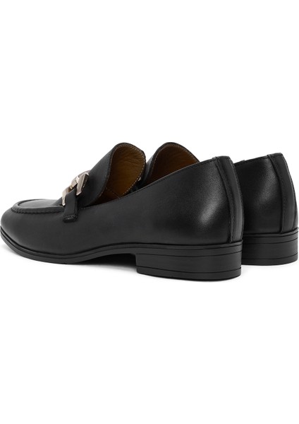 Kadın Siyah Toka Detaylı Deri Maskülen Loafer 24WFD360618 indirimleri