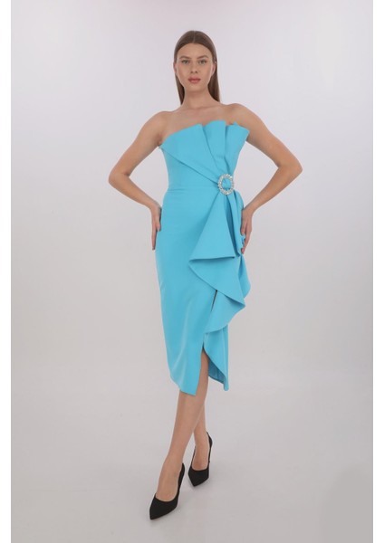 Pile ve Aksesuar Detaylı Elbise