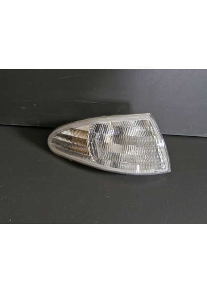 Ford Mondeo Sağ Ön Far Sinyali Sıfır 1993-1996